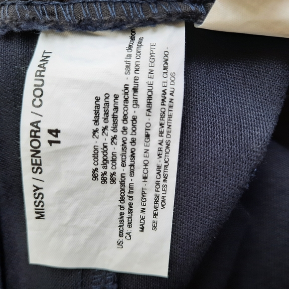 Gloria Vanderbilt Amanda All Around Slimming Effect Cropped Pants Size 14 - Picture 13 of 13